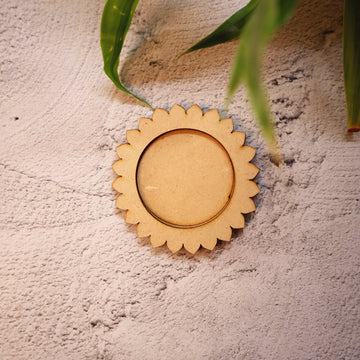 Tiny Flower T Light Holder